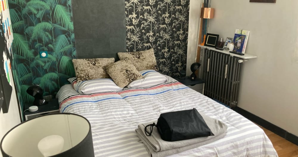 Chambre privative, au calme absolu centre de Paris - Photo 1