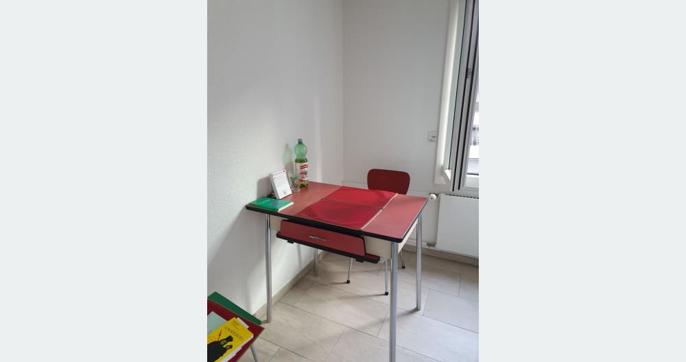 Quarto em um belo apartamento de 4 quartos para pessoas legais e bem-humoradas - Foto 12