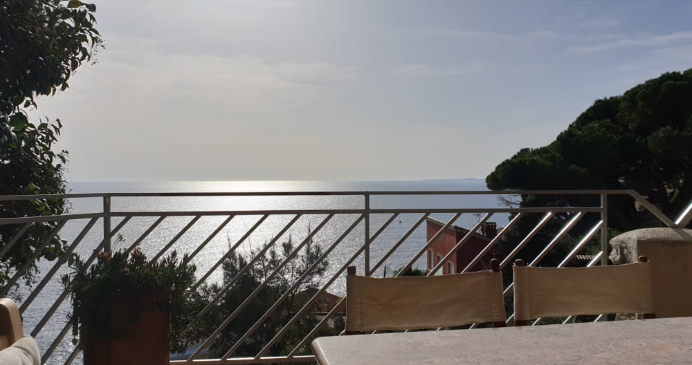 The best plan mixing calm, privacy sun and sea. - Picture 1