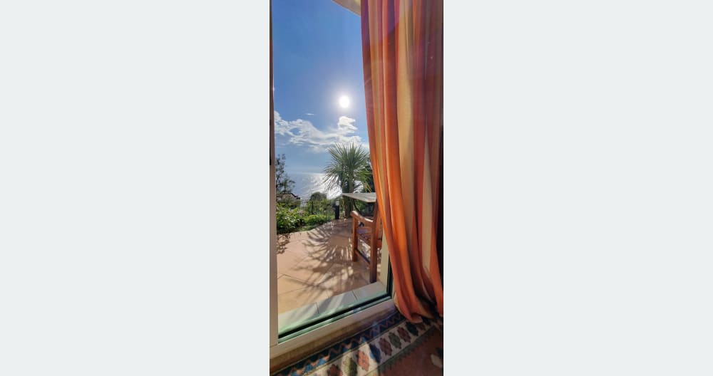 The best plan mixing calm, privacy sun and sea. - Picture 4