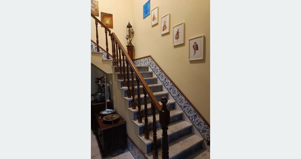 villa on the outskirts of Lisbon, on the south bank of the Tagus River. - Picture 3