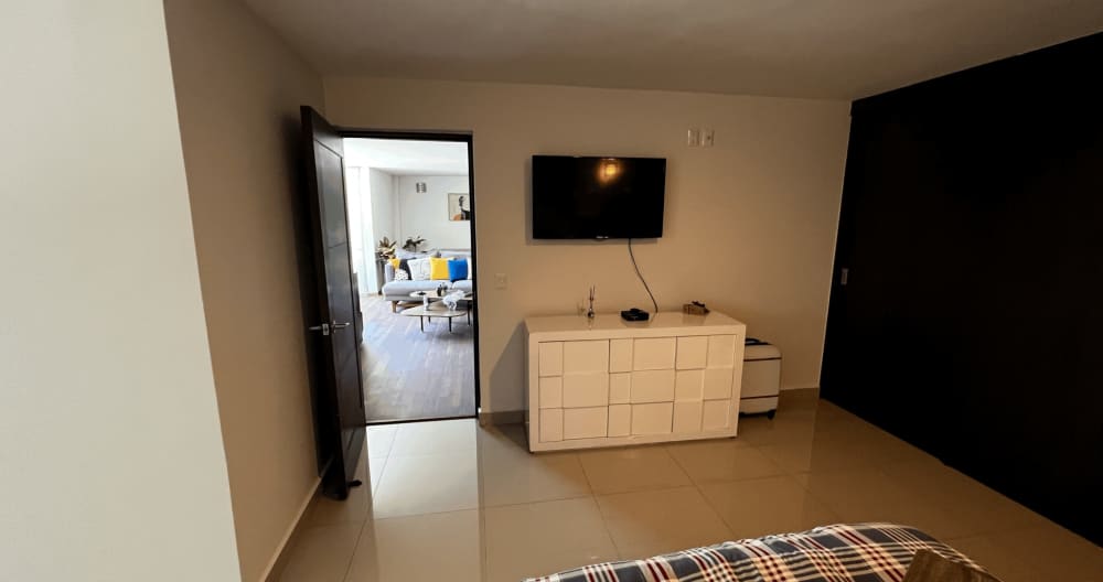 lovelyRoom with private bathroom in the best neiborhood of Guadalajara - Picture 4