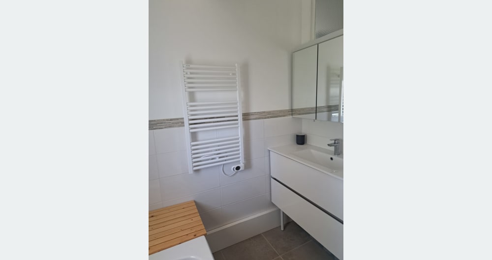 Chambre et salle de bain privées dans une villa spacieuse, au calme.
- Photo 5
