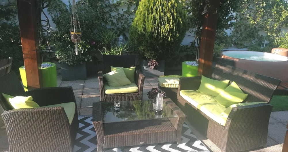 Annonce de Jacques sur misterb&b - apéro en terrasse sans vis à vis