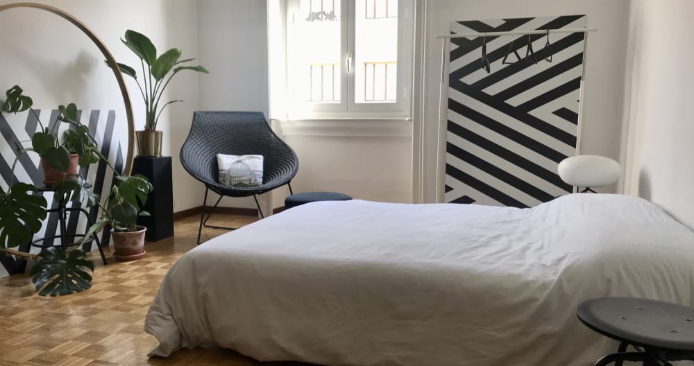 BEL APPARTEMENT DES ANNÉES 30 AVEC CHAMBRE PRIVÉE DANS LE CENTRE DE MILAN - Photo 2