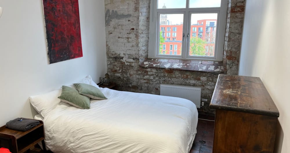 Beautiful rooms in unique loft space above Islington Mill arts hub  - Picture 2