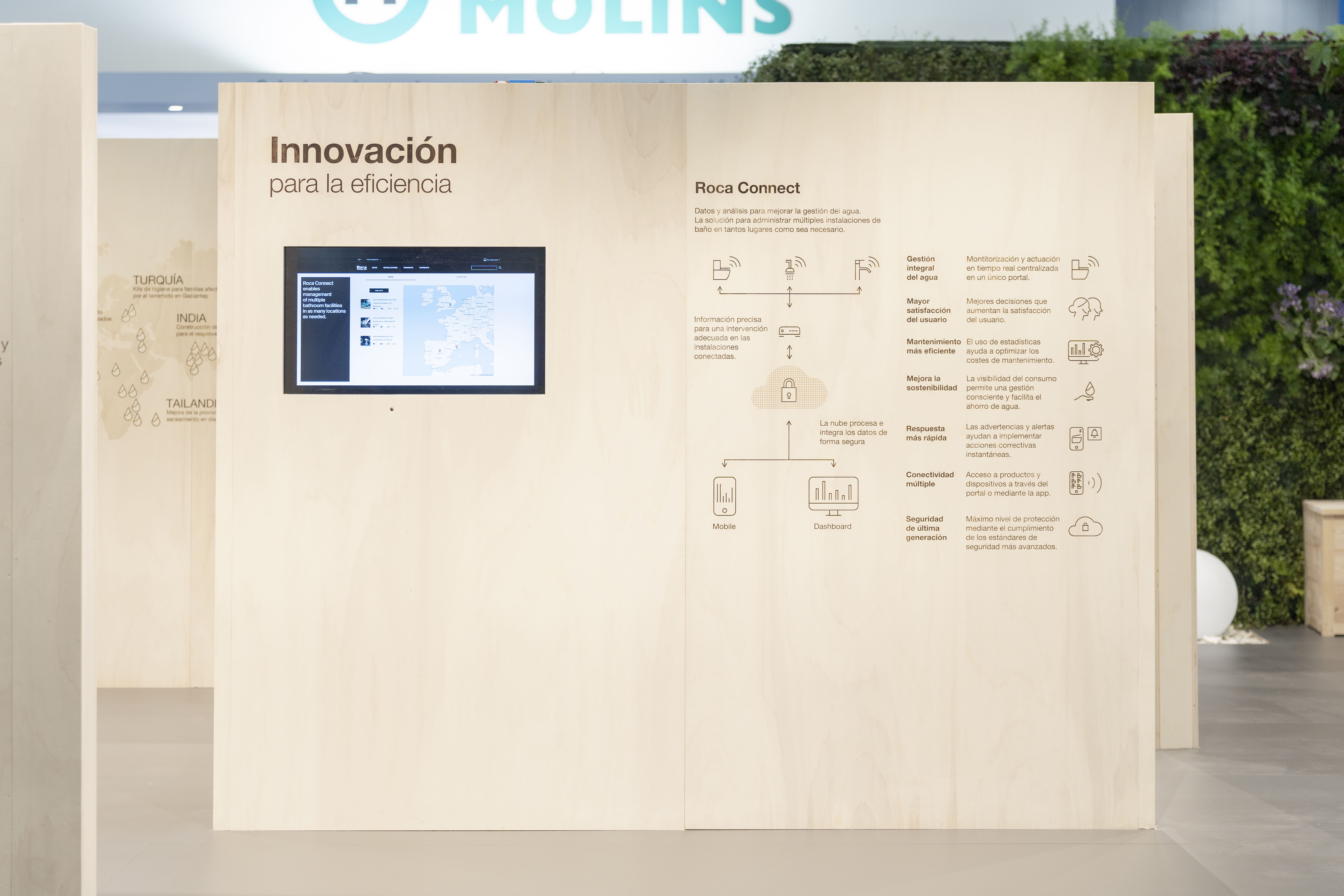 Stand de Roca a Construmat