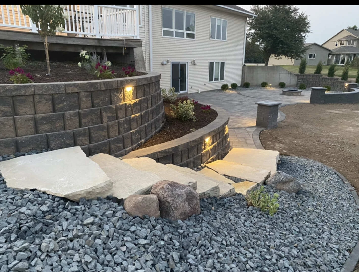 Hardscaping & Patios thumbnail 21