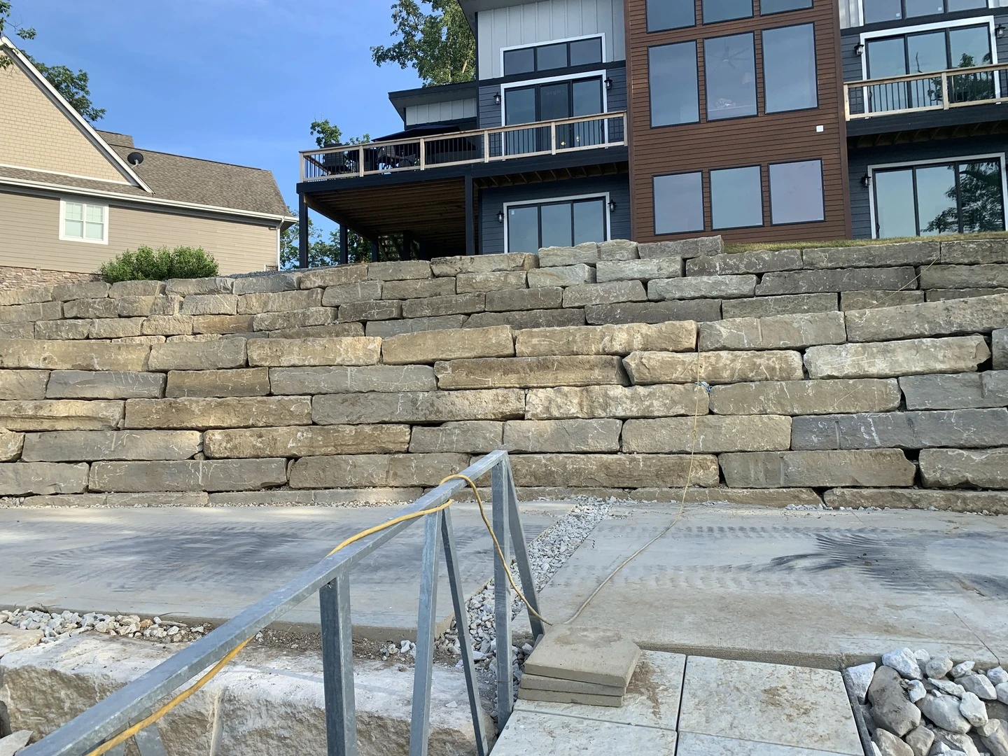Hardscaping & Patios thumbnail 14
