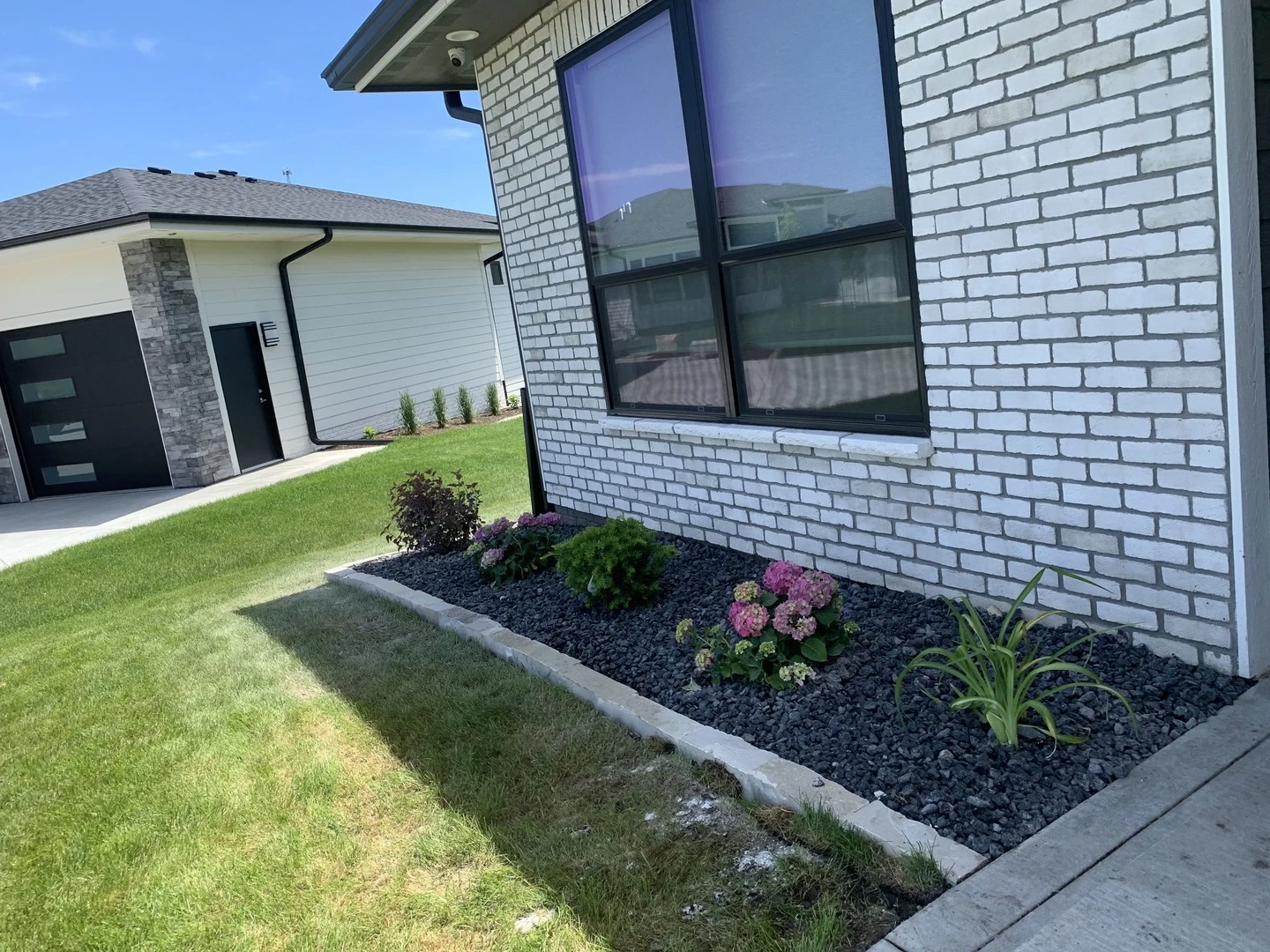 Landscaping Design thumbnail 5