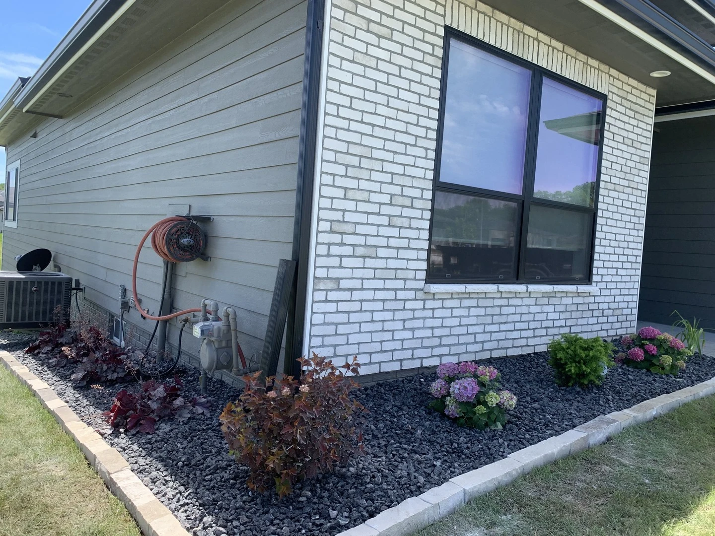Landscaping Design thumbnail 4