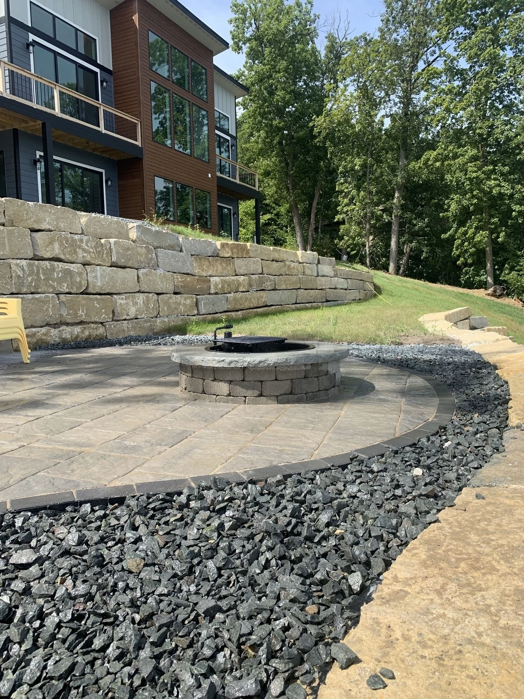 Hardscaping & Patios thumbnail 17