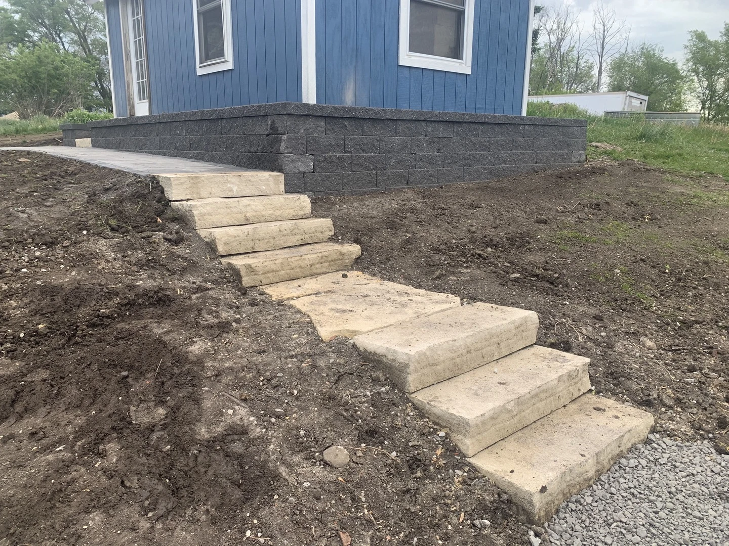 Hardscaping & Patios thumbnail 22