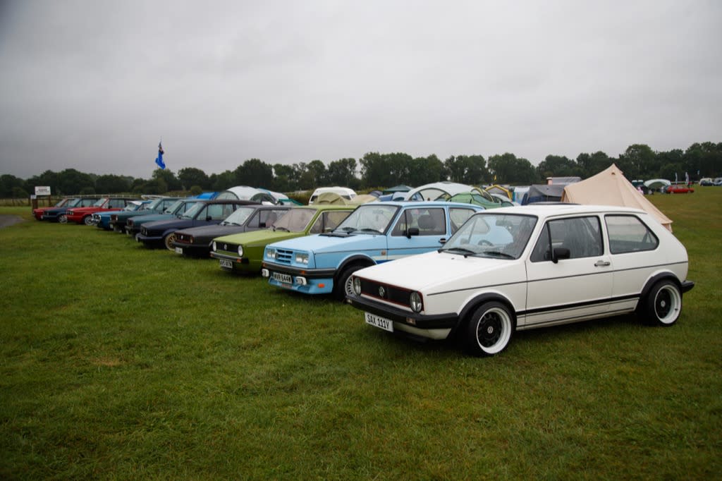 BM7I2001.jpg BM7I2001.jpg