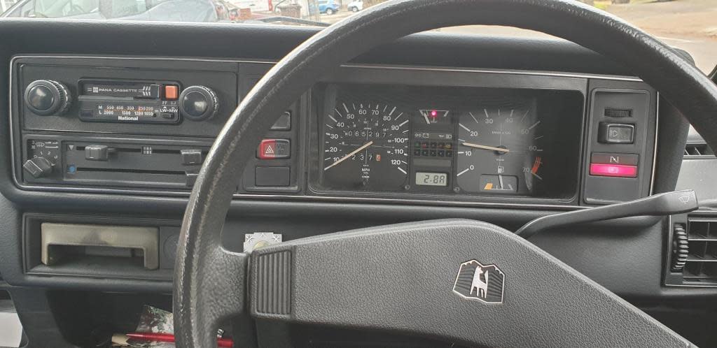 Dashboard.jpg Dashboard.jpg