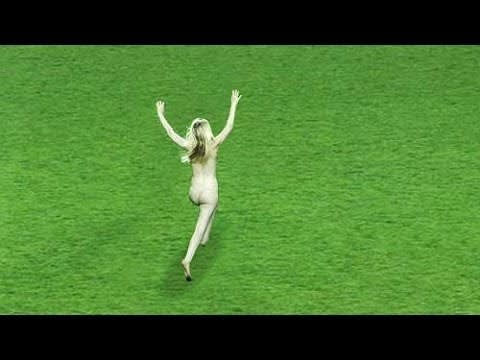 Fans-Invade-Pitch-Football-Funny-Crazy-Moments.jpg