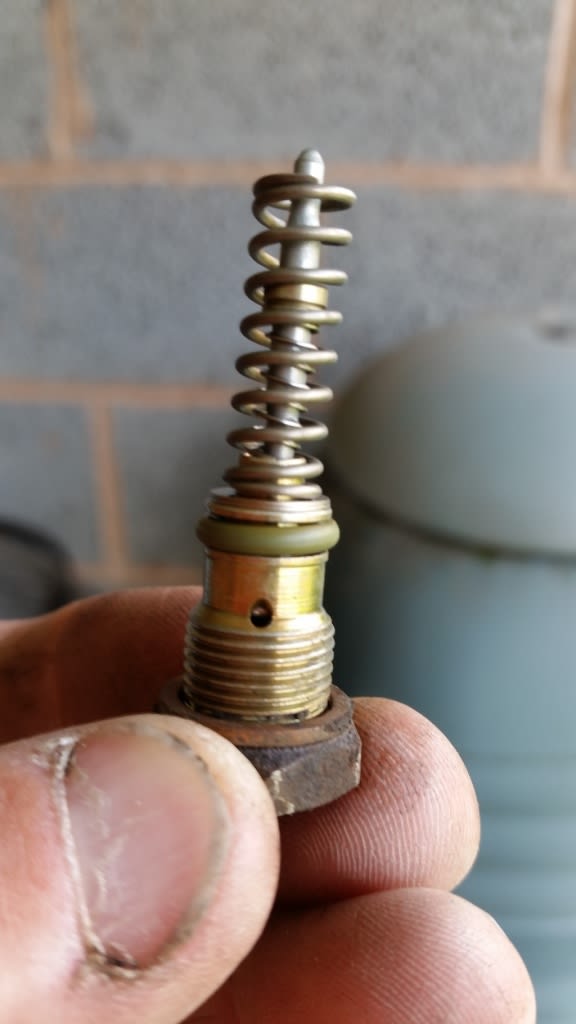 pressure regulator.jpg pressure regulator.jpg