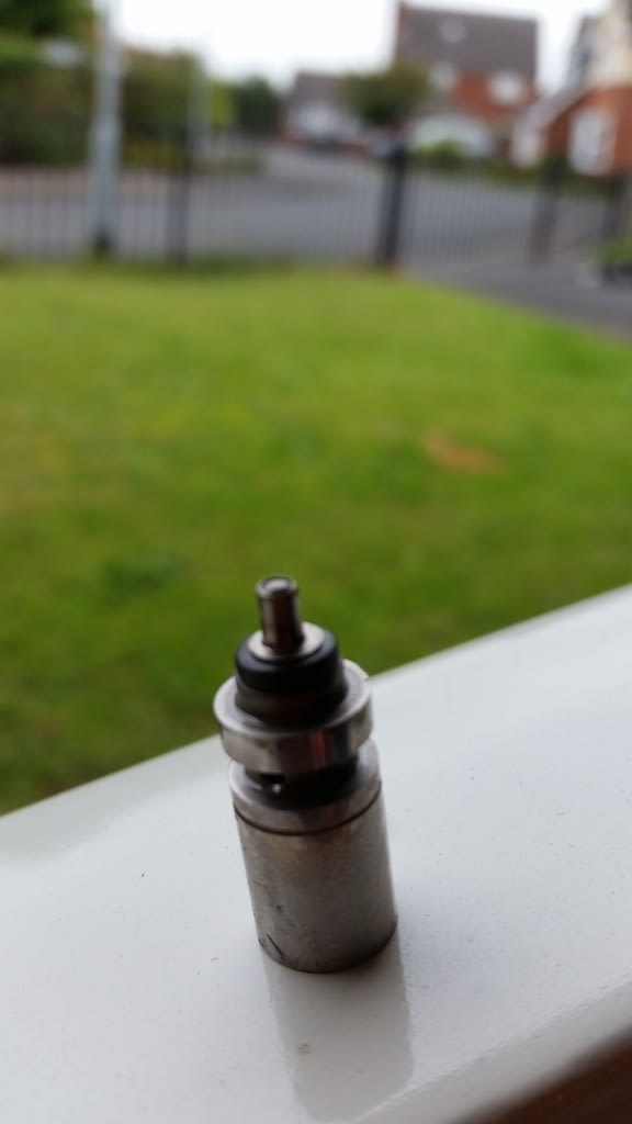 kjet piston2.jpg kjet piston2.jpg