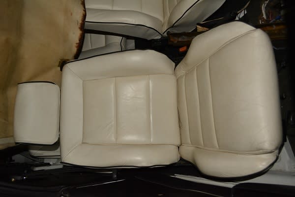 White golf 3.jpg White golf 3.jpg