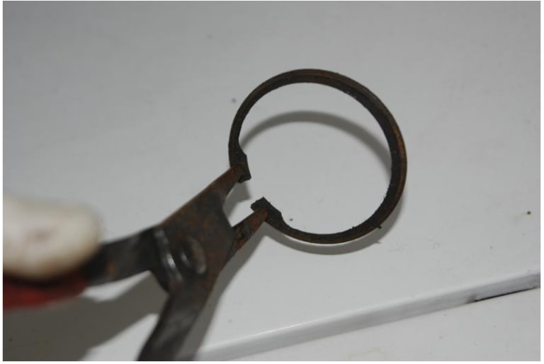 hub c-clip.png hub c-clip.png