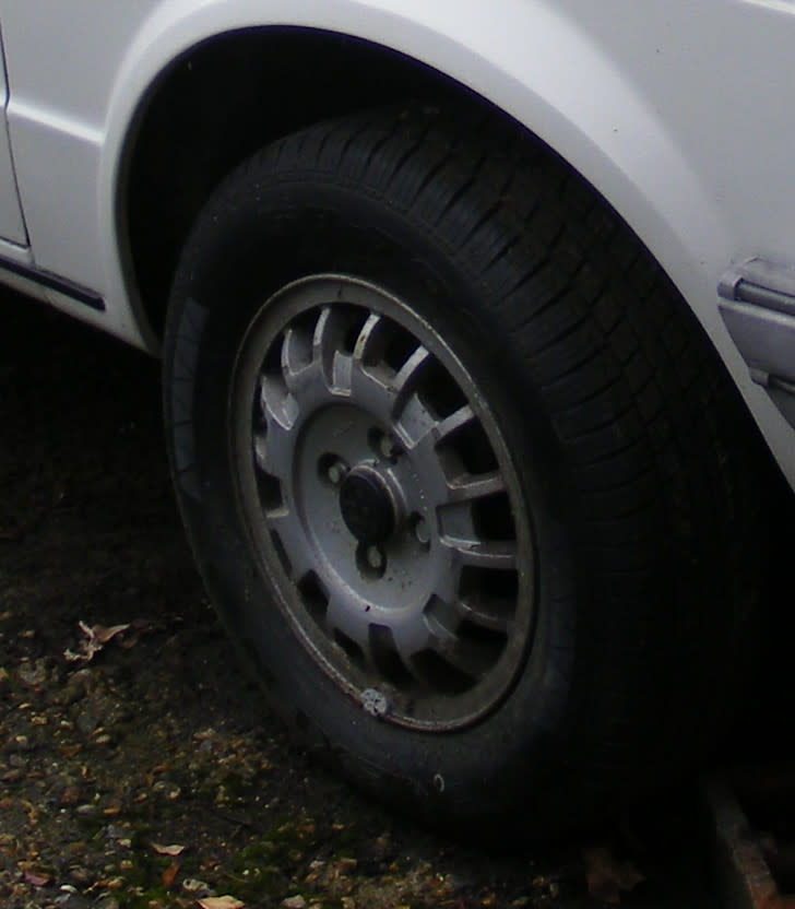 alloy wheel.JPG