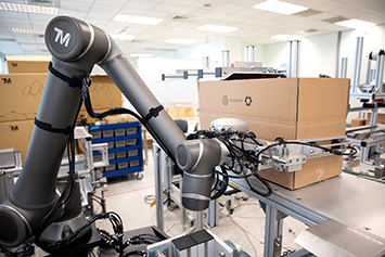 collaborative robot packaging, loading and unloading