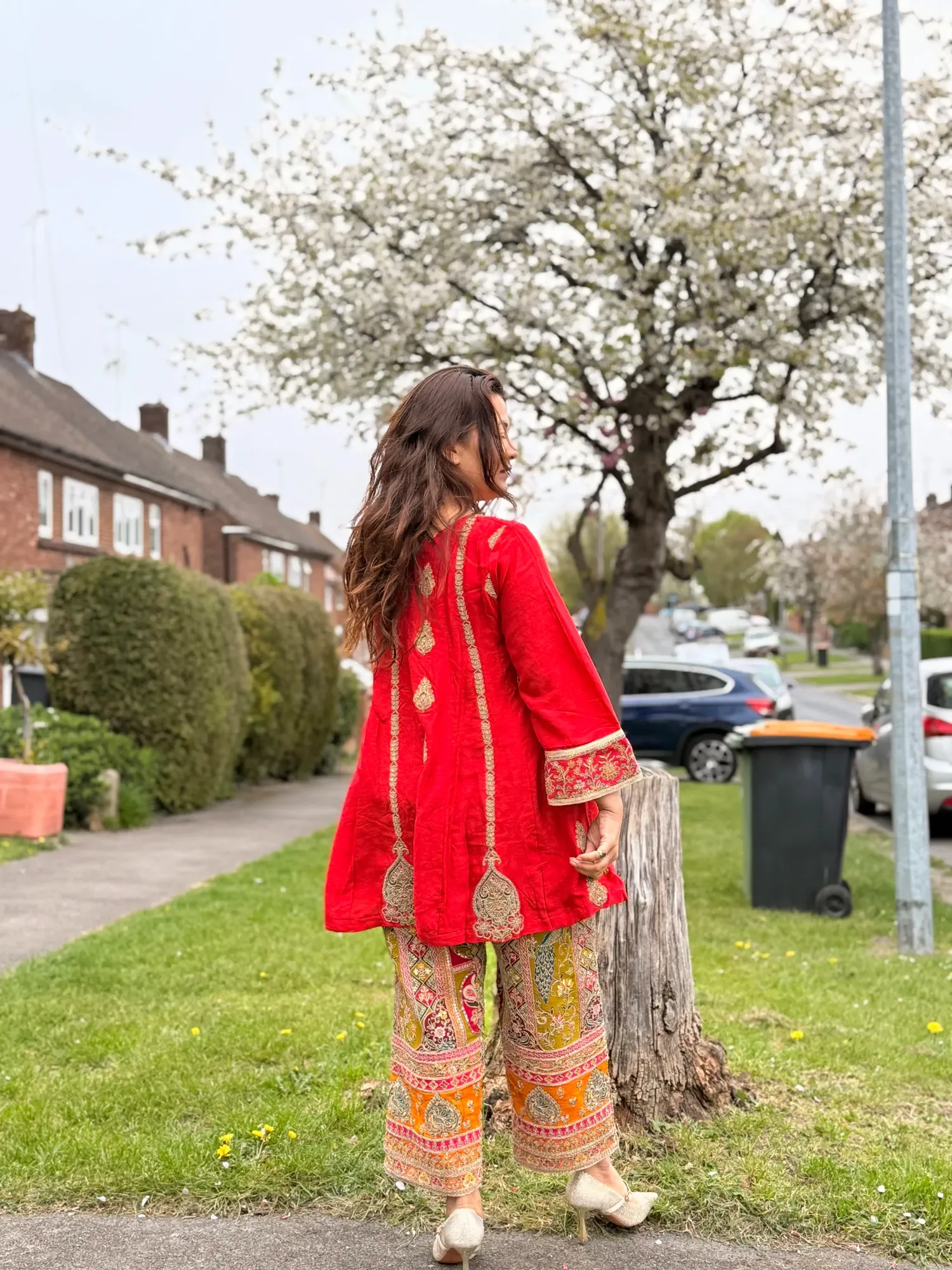 Ruby Royal Embroidered Kurta Set — view 5