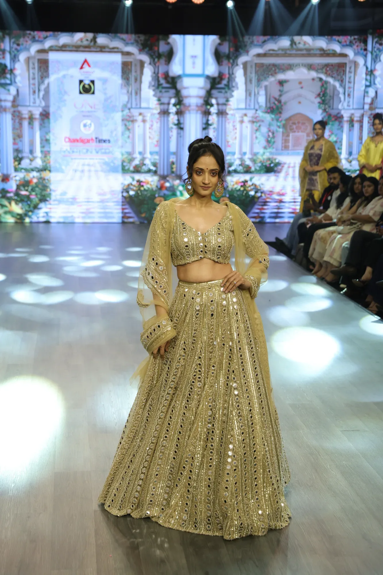 Noor-e-Mahira