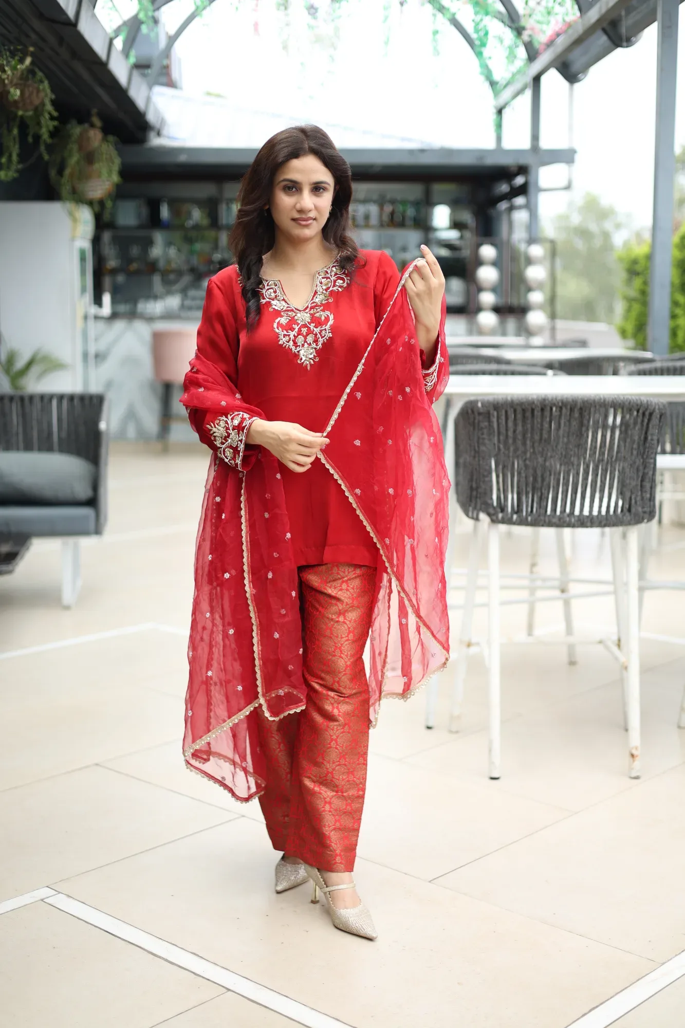 Laal Gulnaar — view 6