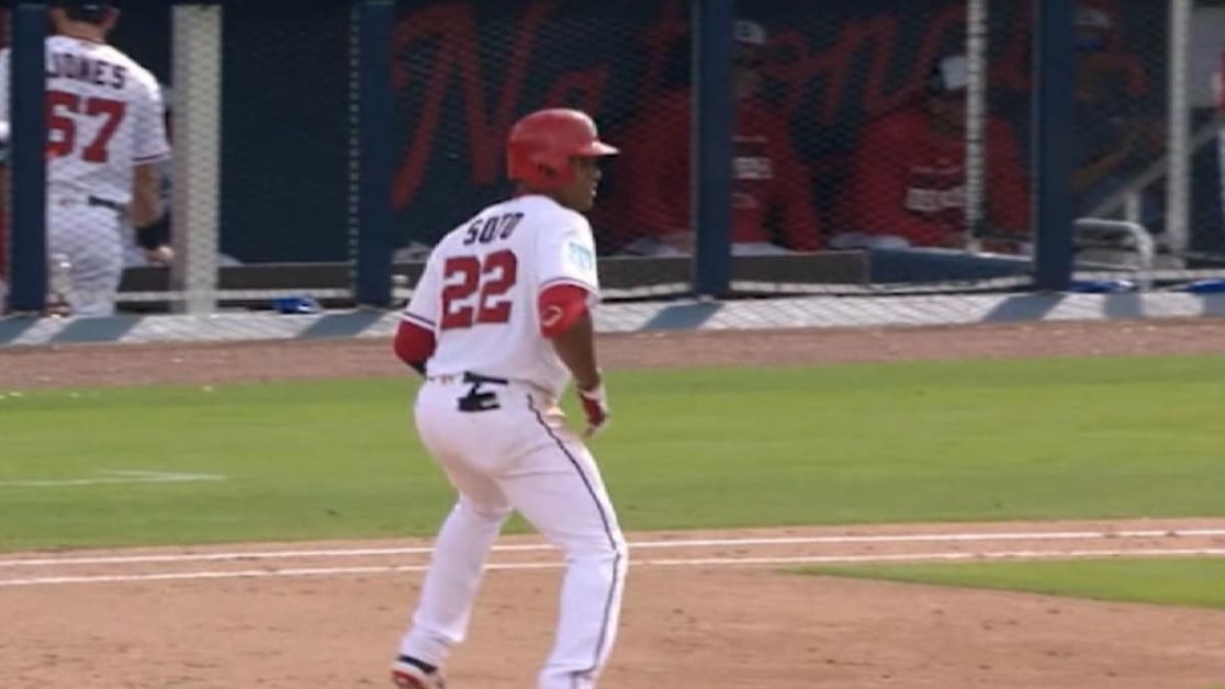 Sencillo productor de Soto