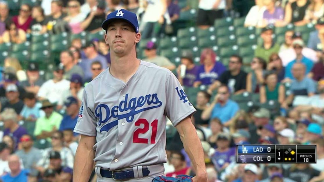 Buehler sienta en strikes a CarGo