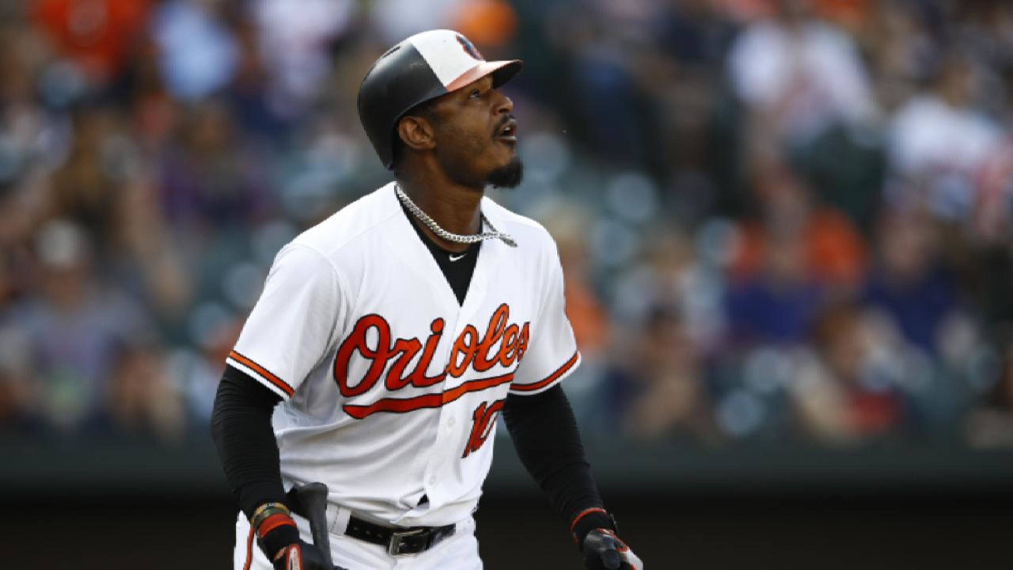 Jones joins free agent market