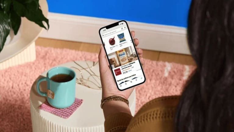 Queda na atenção a anúncios de celular desafia estratégias de marketing digital