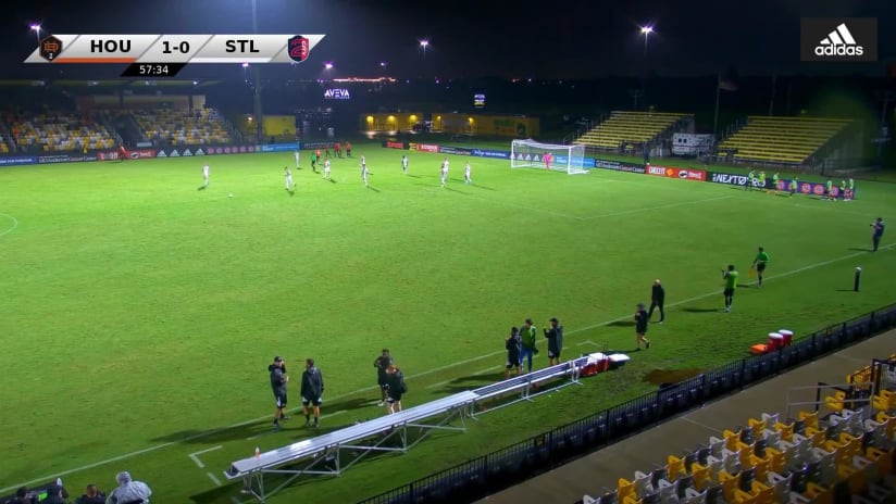 GOAL: Mujeeb Murana, Houston Dynamo 2 - 58th minute