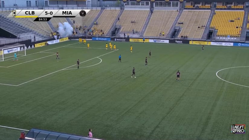 GOAL: Jacen Russell-Rowe, Columbus Crew 2 - 85th minute