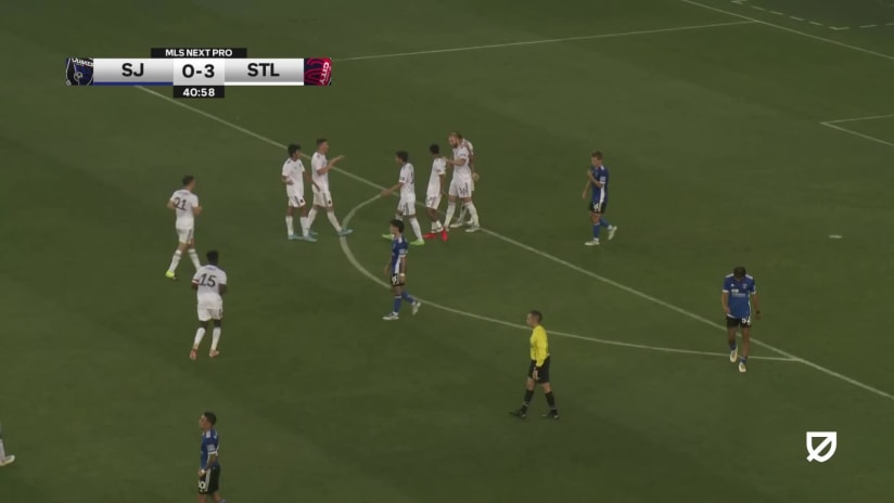 GOAL: João Klauss, St Louis CITY2 - 41st minute