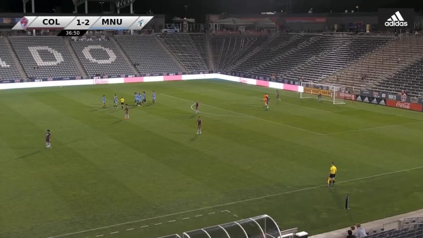 GOAL: Thomas Williamson, MNUFC2 - 37th minute