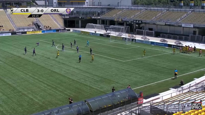 GOAL: Jacen Russell-Rowe, Columbus Crew 2 - 25th minute