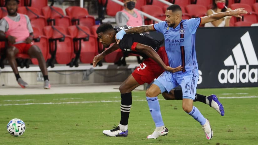 Donovan Pines - Alexander Callens - DCvNYC