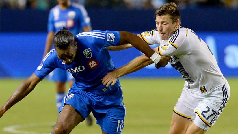 Didier Drogba, Dave Romney - Montreal Impact, LA Galaxy - battle for ball