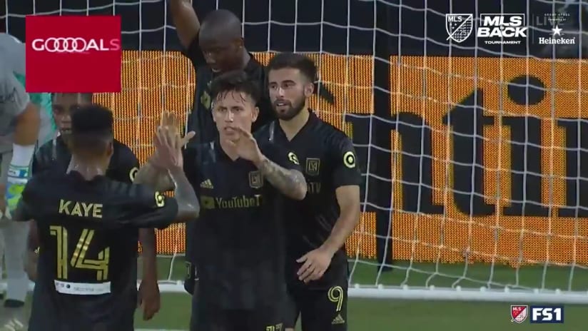 GOAL: Bradley Wright-Phillips, Los Angeles Football Club - 19th minute