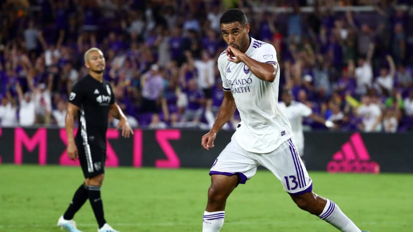 Tesho Akindele - goal celebration - ORL-SKC