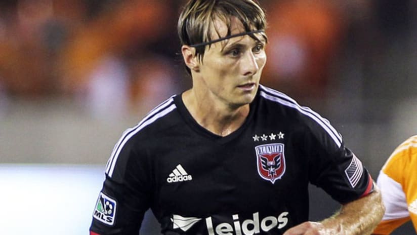10 minutes with DC United's Chris Rolfe: Playing with one arm, eating clean and gunning for trophies in 2015