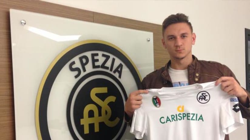 Robert Kristo after signing for Spezia