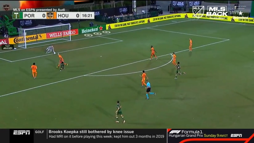 SAVE: Marko Maric, Houston Dynamo - 17th minute