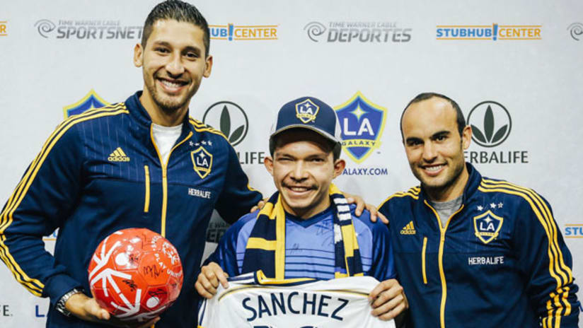 LA Galaxy Special Olympics signings