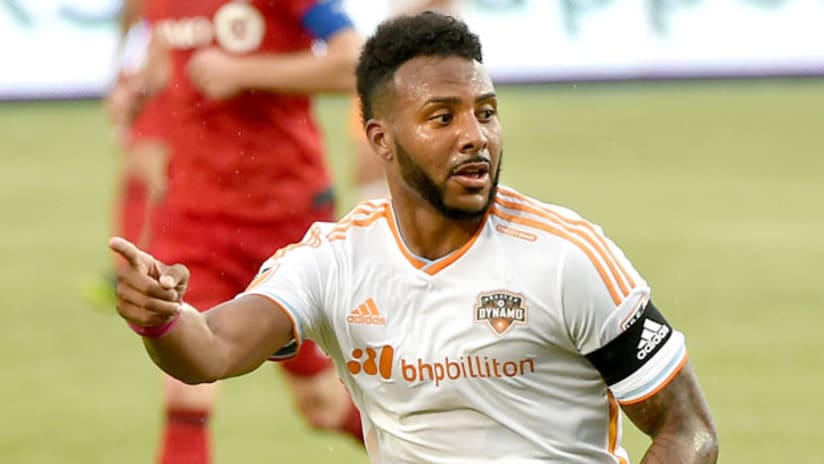 Giles Barnes, Houston Dynamo