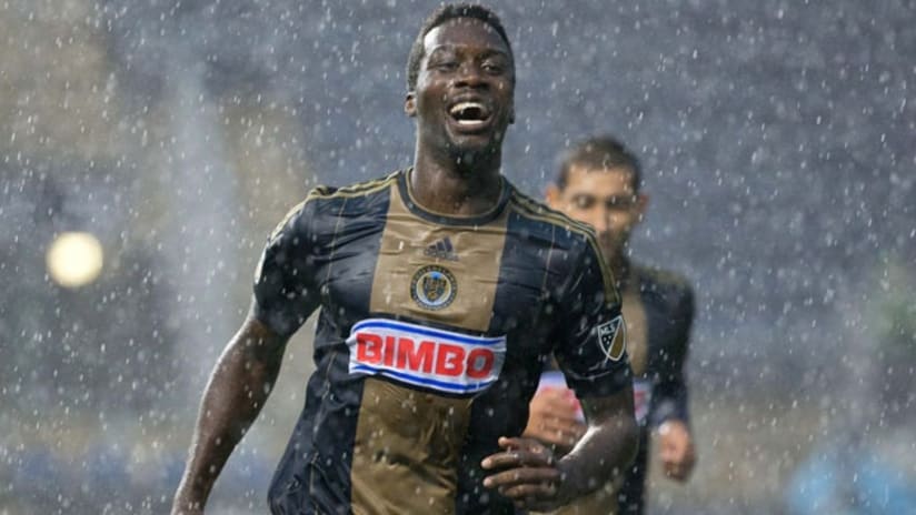 C.J. Sapong celebrates a goal in the rain (June 27, 2015)