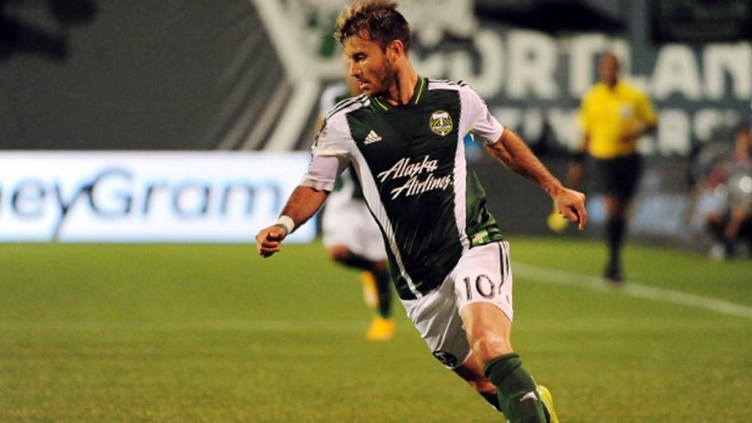 Gaston Fernandez dribbles for the Portland Timbers