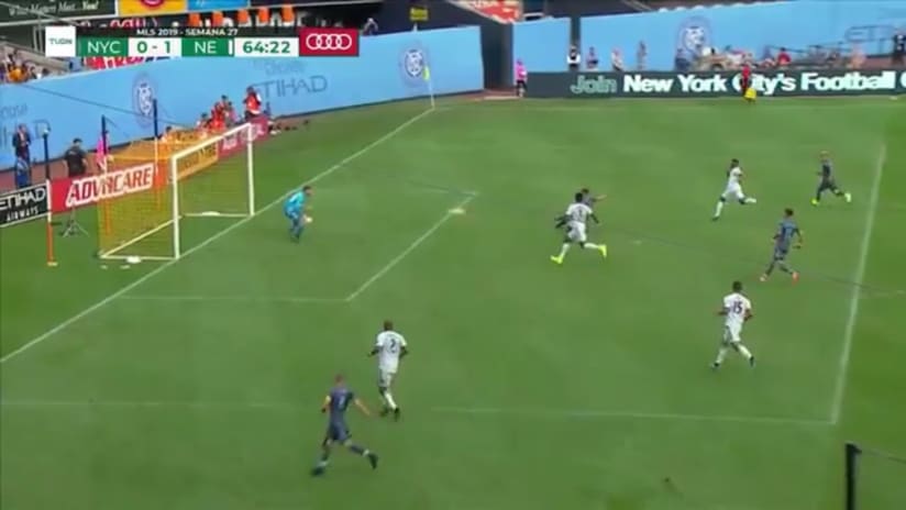 SAVE: Matt Turner hangs on to a Jesus Medina rocket